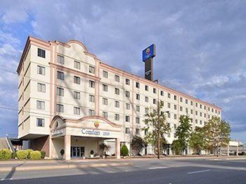 Quality Inn And Suites Conference Center Richmond Exterior photo